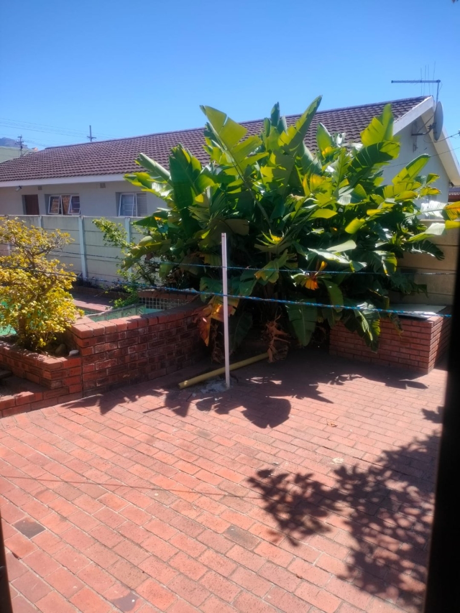 4 Bedroom Property for Sale in Crawford Western Cape